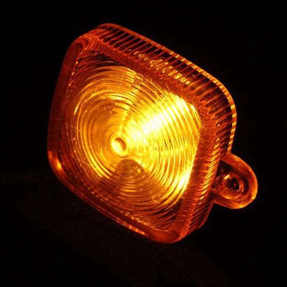 Cặp đèn xi nhan hình vuông 12V cho xe máy