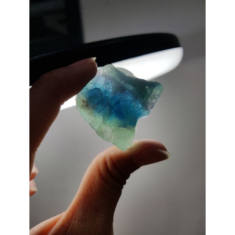 Viên Fluorite thô đa sắc hàng đẹp