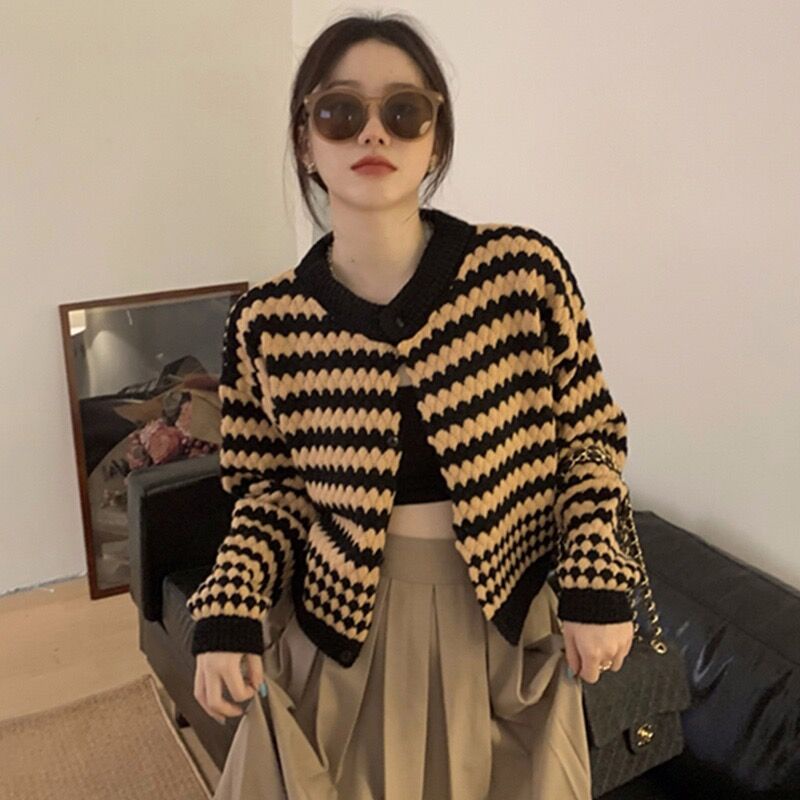 Áo Khoác Dệt Kim Nữ Dài Tay Kẻ Sọc Kiểu Hàn Quốc Có 3 Màu