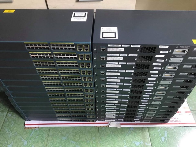 Thiết bị chuyển mạch Cisco WS-C2960+24TC-L, 2 ports SFP 1Gbs, 24ports 10/100 Mbps, RAM 128MB, FLash 64MB, Layer 2, LAN B