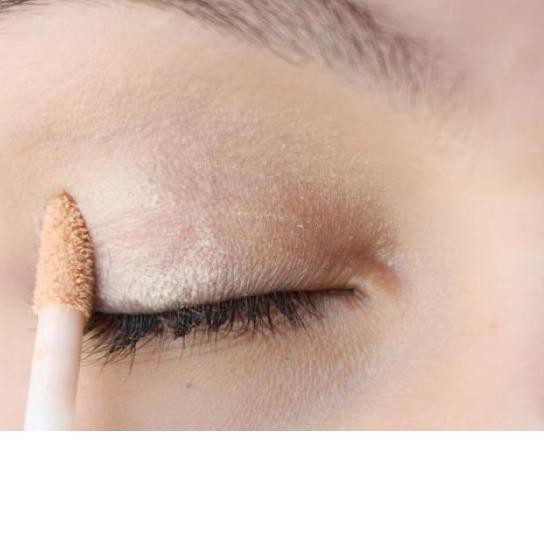 ➩ Kem Lót Trang Điểm Mắt Có Khóa Tiện Dụng ✴ | BigBuy360 - bigbuy360.vn