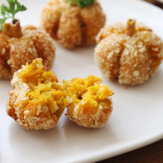 MÀU BỘT BÍ ĐỎ TỰ NHIÊN 50G