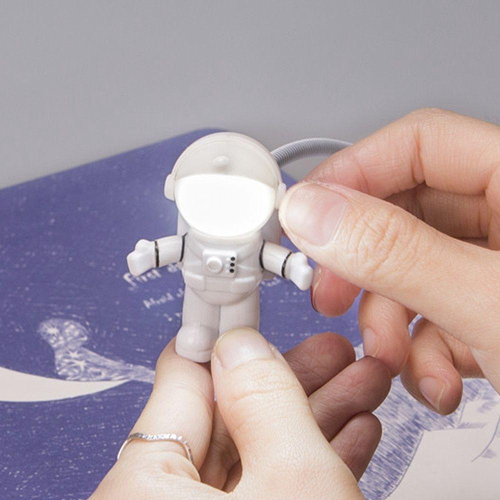 Đèn LED USB Hình Phi Hành Gia Linh Hoạt Sáng Tạo Để Bàn Trang Trí