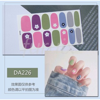 Miếng dán sọc cầu vồng trang trí móng tay