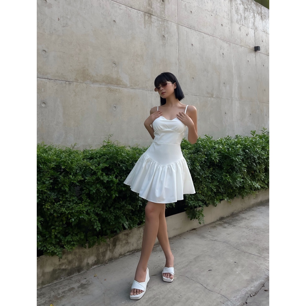 Đầm nữ gợi cảm tôn dáng hai dây lucie màu trắng