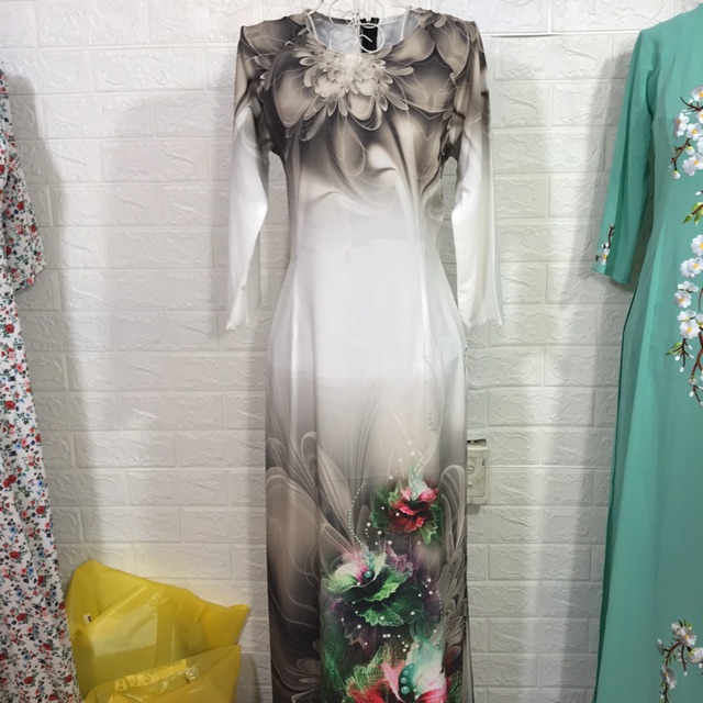 Sườn xám chọn live