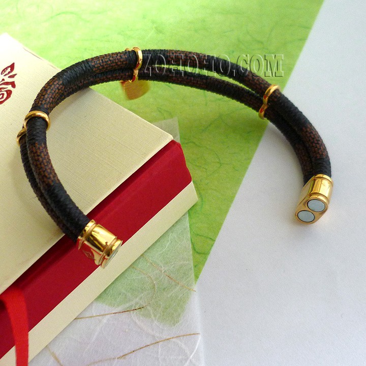 Vòng tay thời trang VF715
