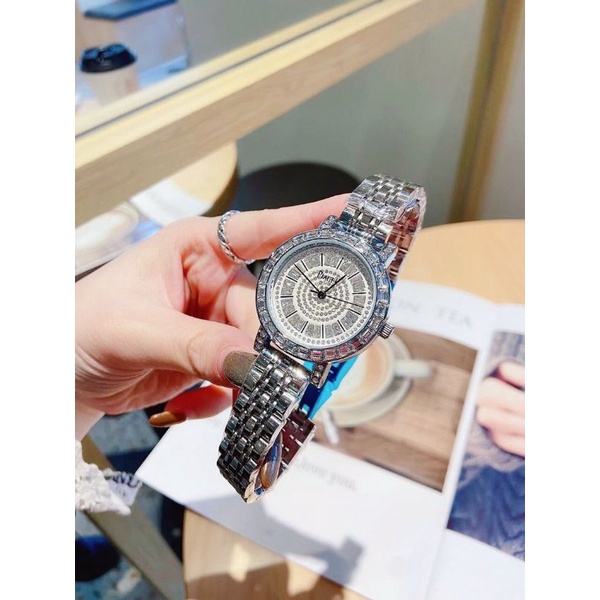 Đồng hồ nữ Piaget viền đá cao cấp