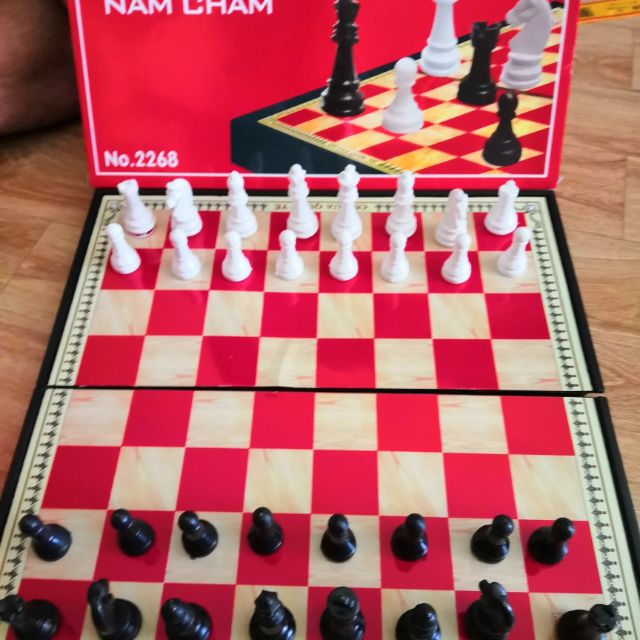 BỘ CỜ VUA NAM CHÂM CAO CẤP QUỐC TẾ 20X20X4cm