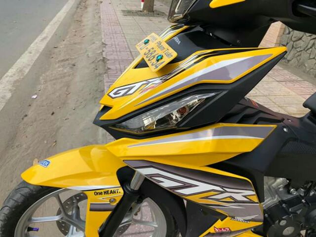 Tem rời Winner GTR vàng