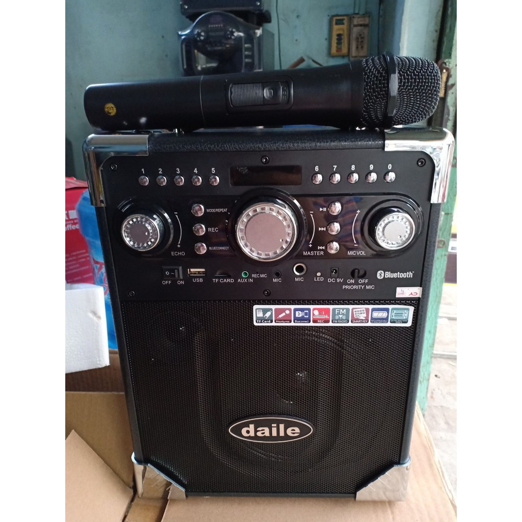 LOA KARAOKE DI ĐỘNG DAILE S8