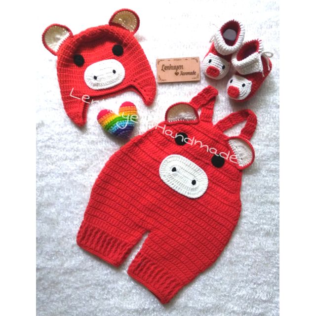 Set quần yếm + nón giày len handmade heo con siêu cưng