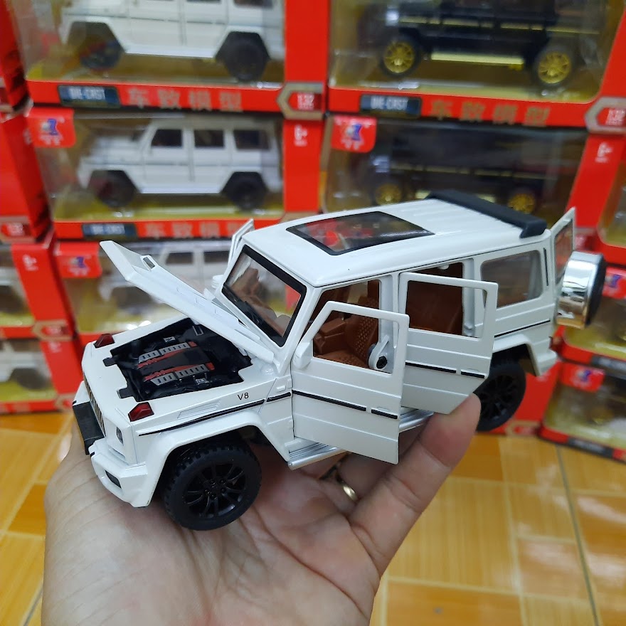 Mô hình xe ô tô Mercedes Benz G63 tỉ lệ 1:32 xe đồ chơi trẻ em