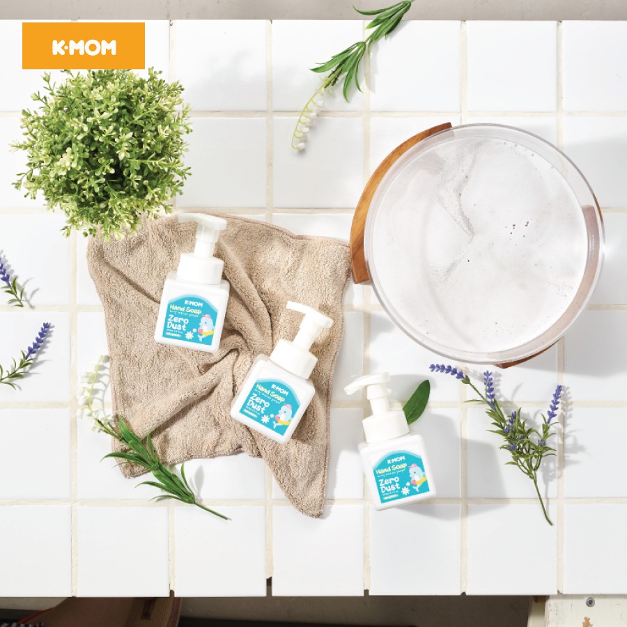 Nước Rửa Tay Tạo Bọt Zero Dust K-Mom KM13762 250ml