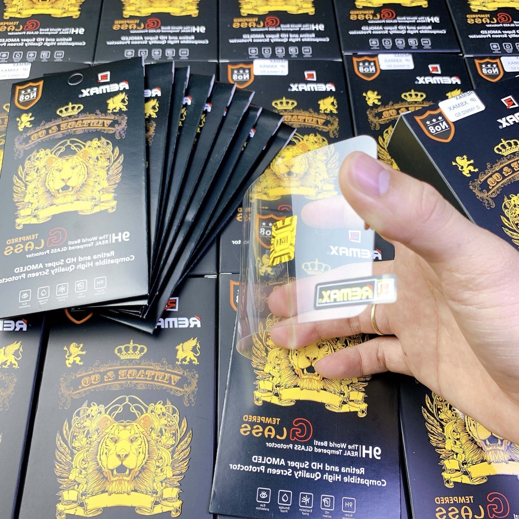 Miếng dán mặt kính cường lực Remax cho các dòng Iphone  - Nhất Tín Computer