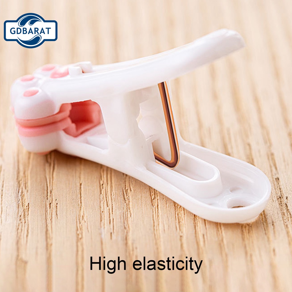 Kẹp quần áo bằng nhựa thiết kế dễ thương tiện dụng cho gia đình