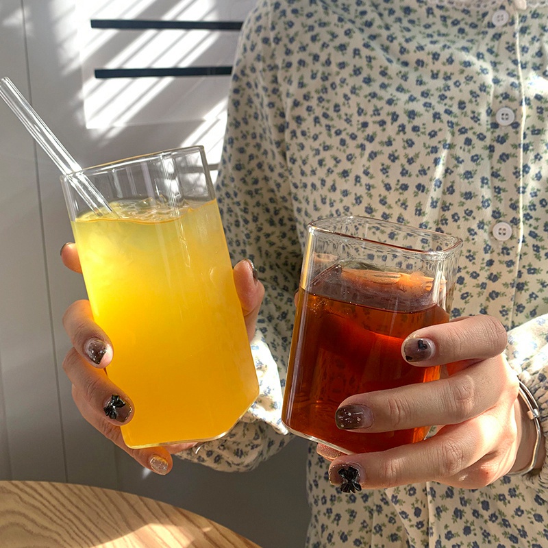 Ly Thủy Tinh Trong Suốt Thiết Kế Sáng Tạo Độc Đáo