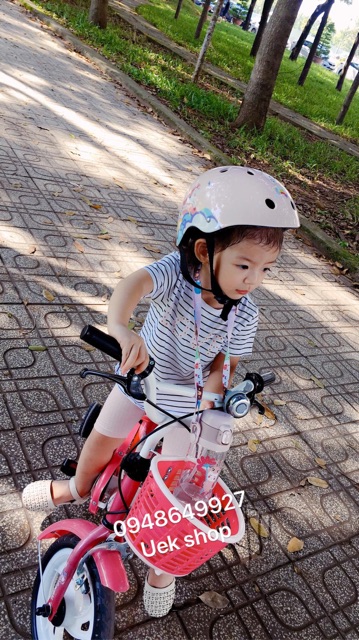 Mũ bảo hiểm Uek