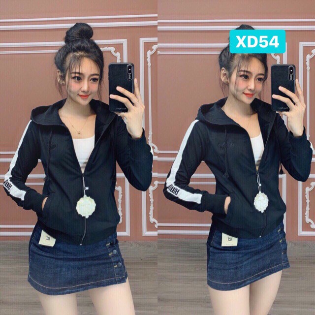 Áo khoác nữ thun da cá thêu chữ viền sọc trắng | BigBuy360 - bigbuy360.vn