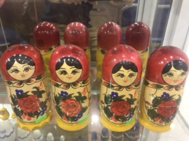 Búp bê Nga Matrioska bộ 5 em cao 15cm.