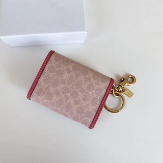 charm ví coach mini cực tiện lợi