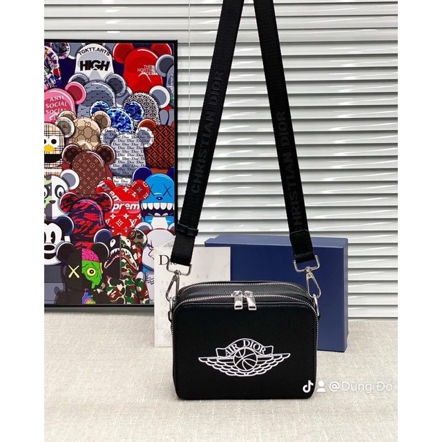 Túi đeo chéo bản cao cấp kèm hộp - Bag Dio.r trai gái đeo siêu chất TC006