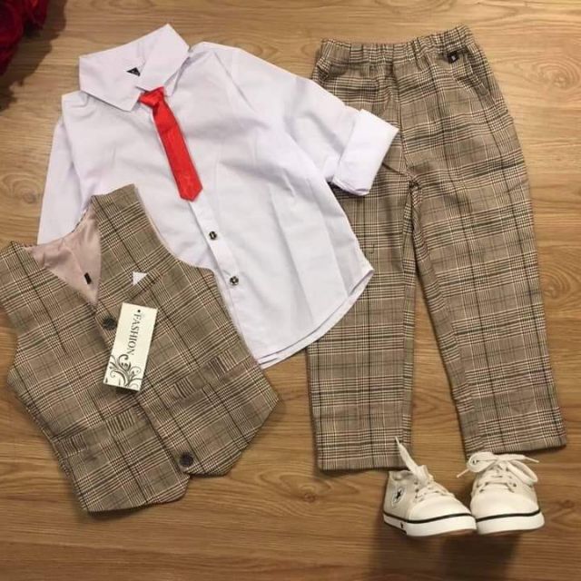 Bộ vest nam ba chi tiết