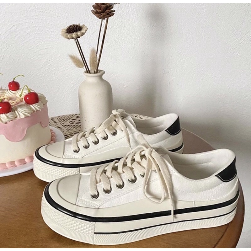 Giày Thể Thao Đế Bánh Mì Phối Màu Trắng Đen Đi Học Đi Chơi Mã Gop5junsh Mẫu Mới 2022
