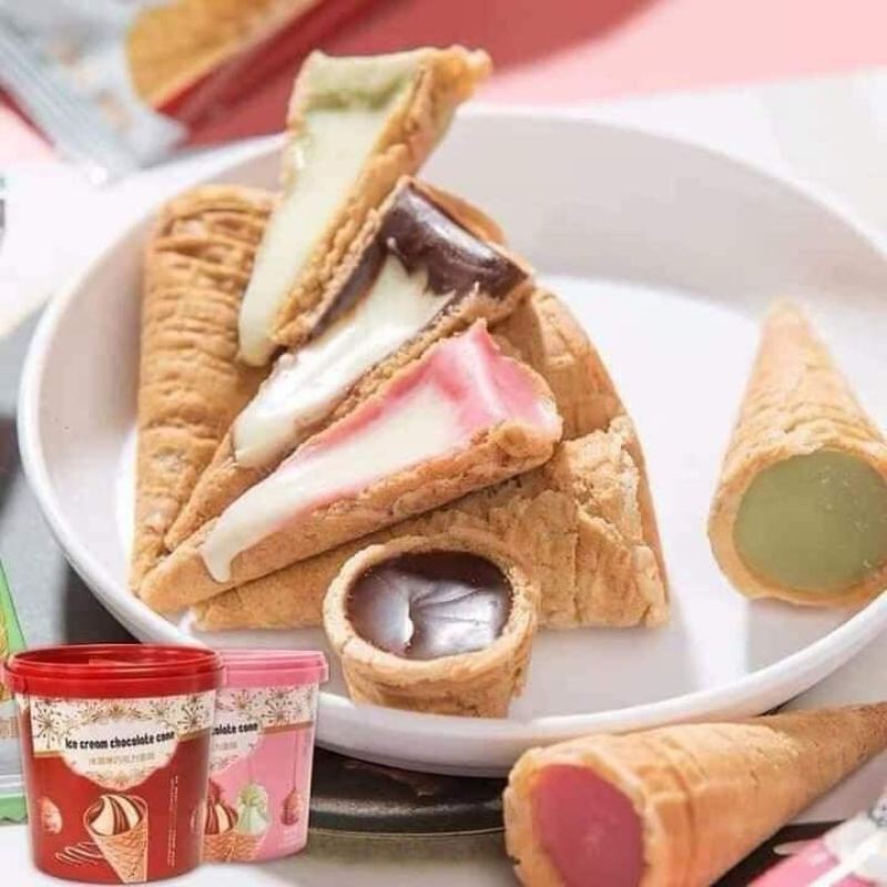 Bánh kem ốc quế nhân socola