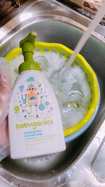 Nước rửa bình sữa tạo bọt Babyganics 473ml