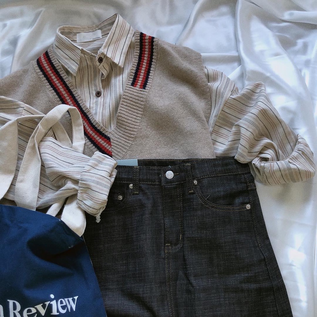 Set Áo Sơ Mi Tay Dài Họa Tiết Kẻ Sọc Và Áo Len Không Tay Dáng Rộng Thời Trang Phong Cách Hàn Quốc