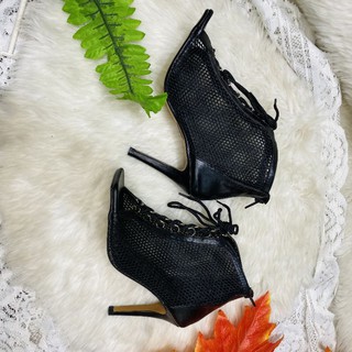 BOOTS LƯỚI HỞ MŨI GÓT NHỌN
