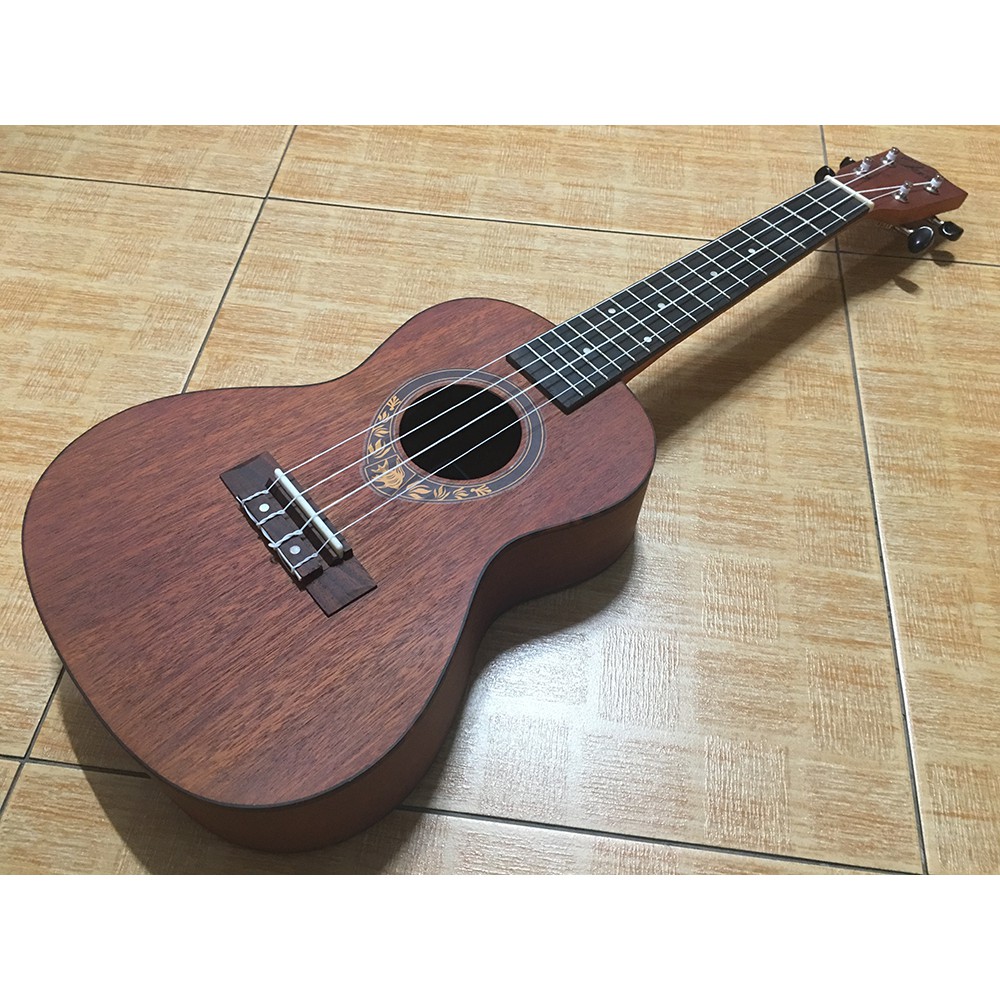 Đàn Ukulele Tenor Gỗ Đỏ Giá Sinh viên - HÀNG CÓ SẴN