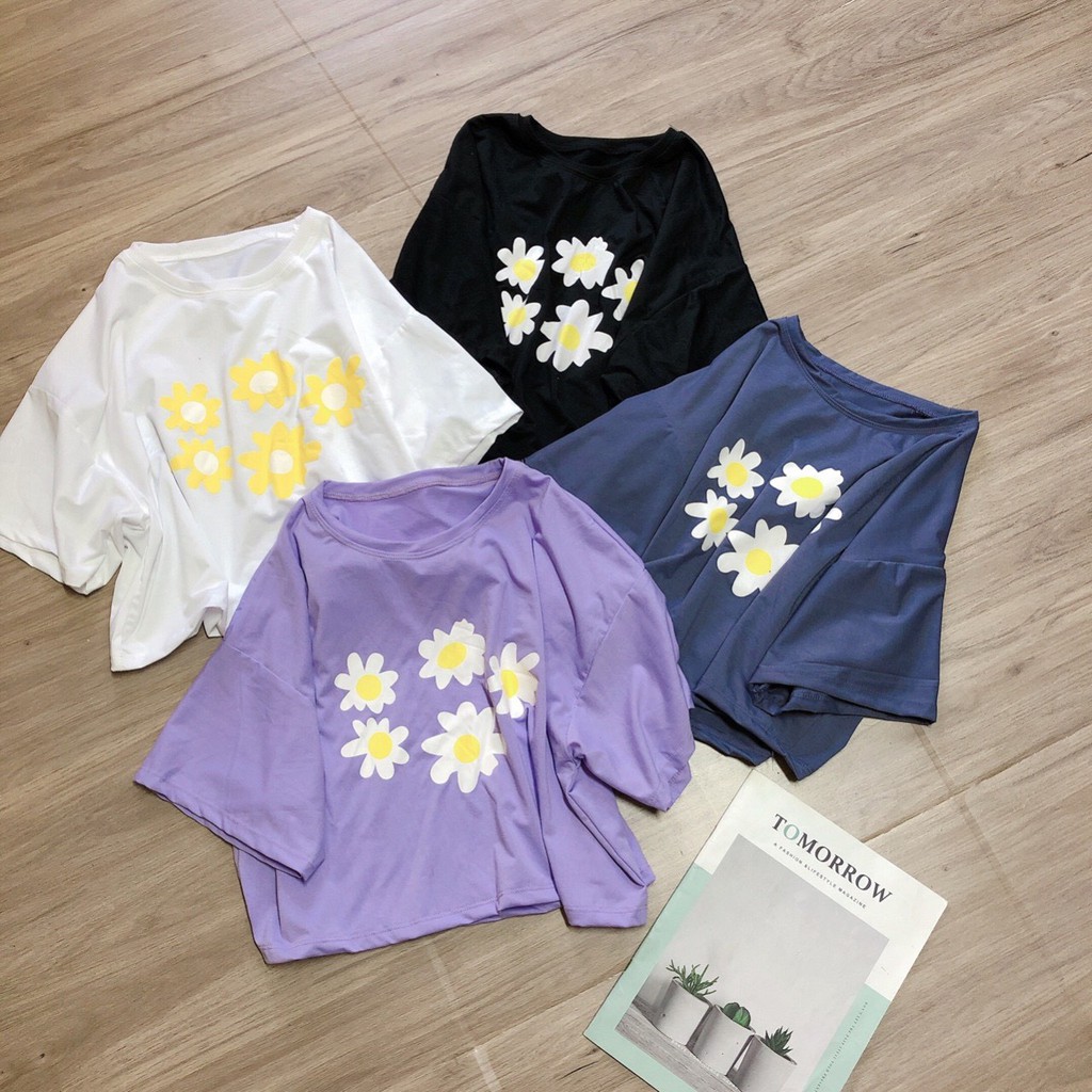 Áo croptop form rộng in hình hoa cúc tròn cực xinh