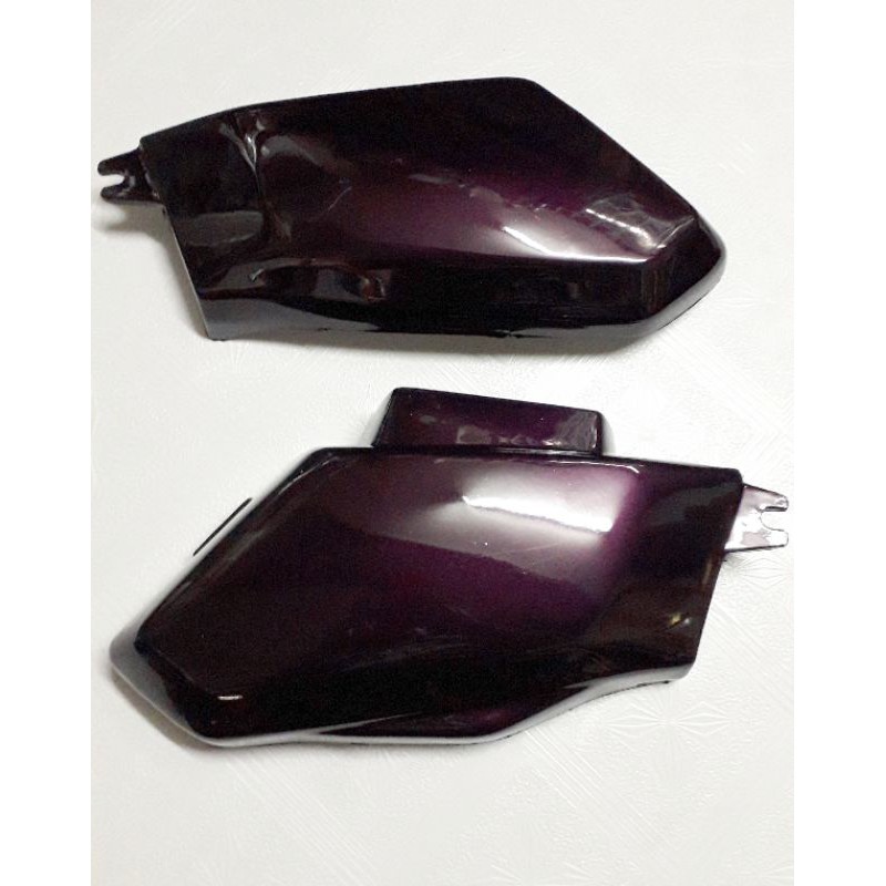 Cốp xe Dream nho 2 bên