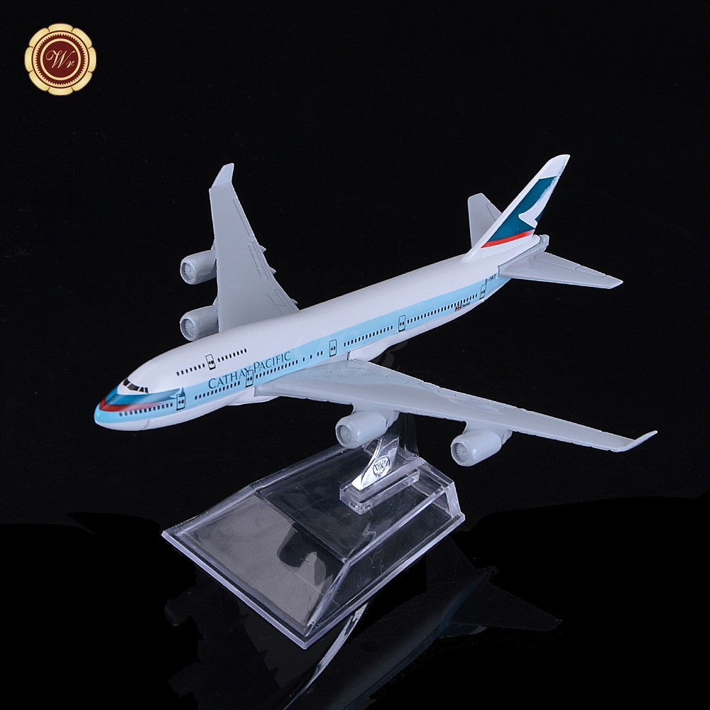 Mô hình máy bay Cathay Pacific 16cm và 20cm có bánh xe