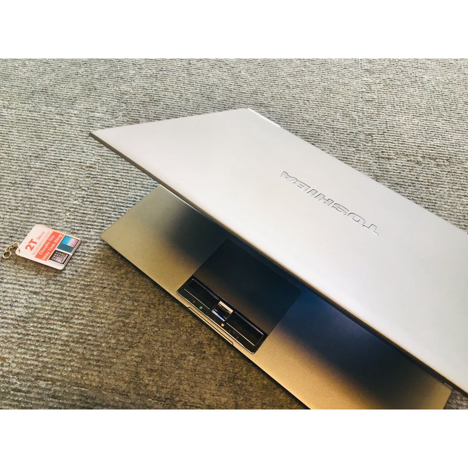 Laptop Toshiba Portege Z930 siêu nhẹ, vỏ nhôm mage cao cấp | BigBuy360 - bigbuy360.vn