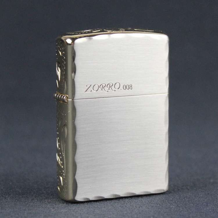 Bật-Lửa 𝐱𝐚̆𝐧𝐠 đá Zorro hoa văn bền đẹp sang trọng Z8265