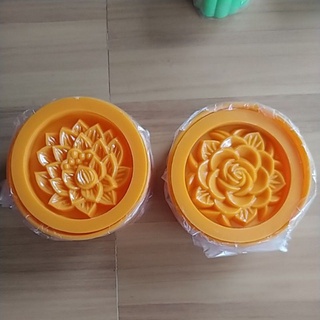 khuôn xôi tròn 14cm ( hoa sen và hoa hồng )