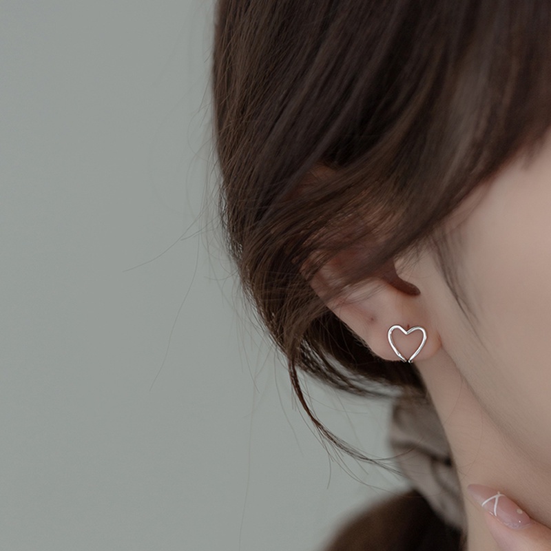 Khuyên Tai Hình Trái Tim Đơn Giản Không Xỏ Lỗ Phong Cách Hàn Quốc Mới Cho Nữ