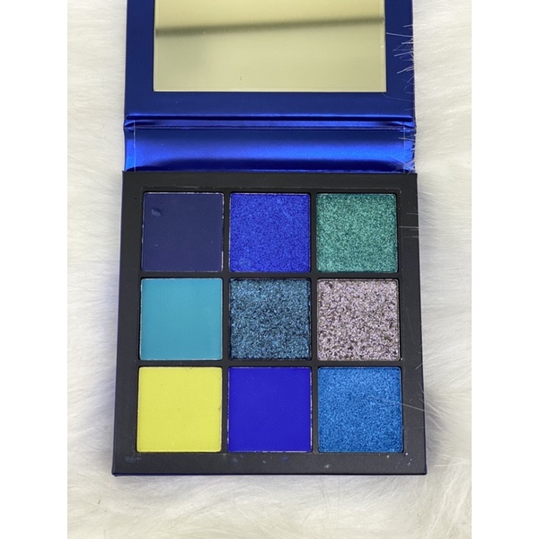 Phấn mắt Huda Beauty Sapphire Obsessions Eyeshadow Palette