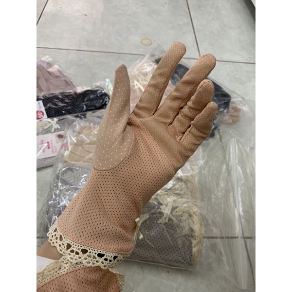 Găng tay chống nắng chống tia UV Nhật Bản.