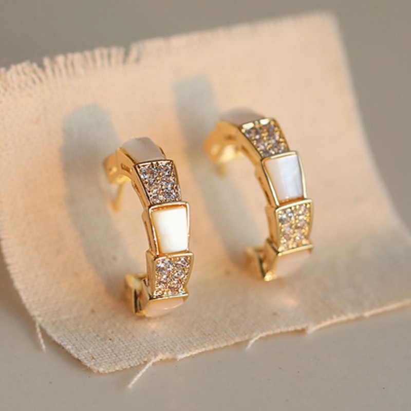 Bông Tai Chữ C Đính Đá Opal Lấp Lánh Thời Trang Hàn Quốc Cho Nữ