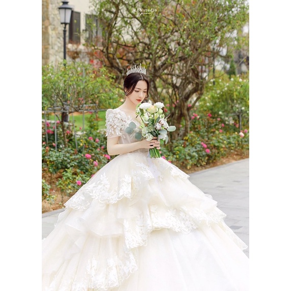 vương miện cô dâu ngày cưới