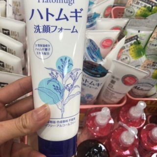 Sữa rửa mặt trắng da hatamugi