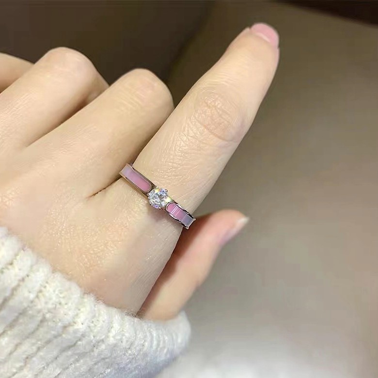 Nhẫn Kim Cương Lục Giác Thời Trang Với Vỏ Màu Hồng | Nhẫn Thép Titan Cao Cấp Thời Trang | Trang Sức Bằng Thép Không Gỉ Chống Nước Không Phai Màu Không Gây Dị Ứng
