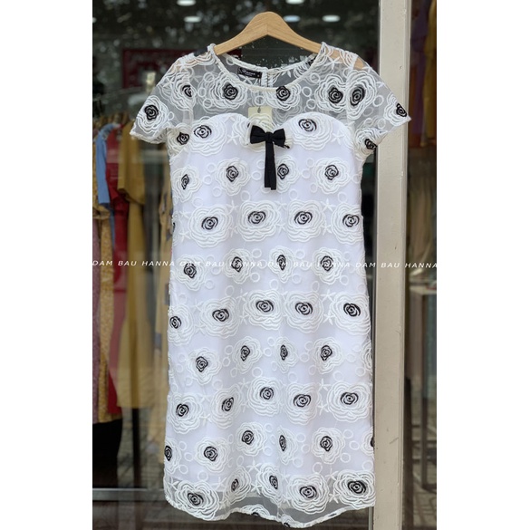 [HANNA] Đầm bầu ren đi tiệc giá rẻ có size 80kg dài qua gối sang lịch sự vải mát 2 lớp có túi bên sườn có dây nơ cột sau