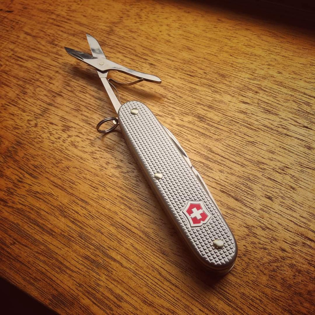 Dụng cụ đa năng victorinox 93MM ALOX FARMERX-FULLBOX