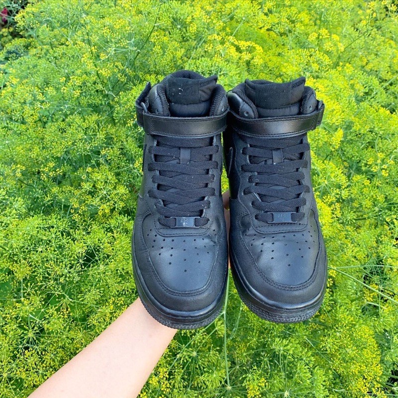 Giày af1 full đen chính hãng đã qua sử dụng