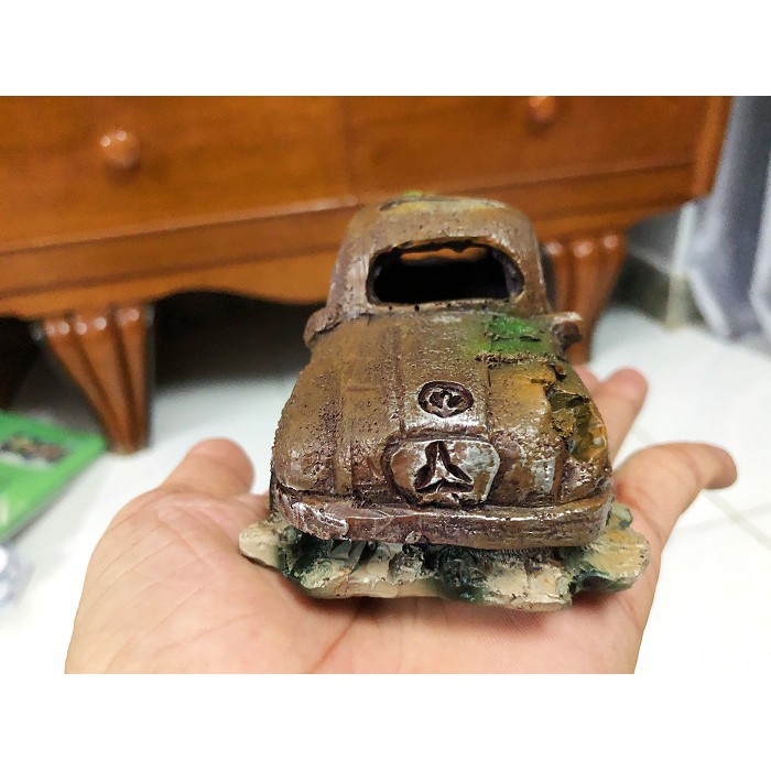 CẢNH XE HƠI TRANG TRÍ NHÀ CỬA HỒ CÁ NON BỘ 12X7X6CM